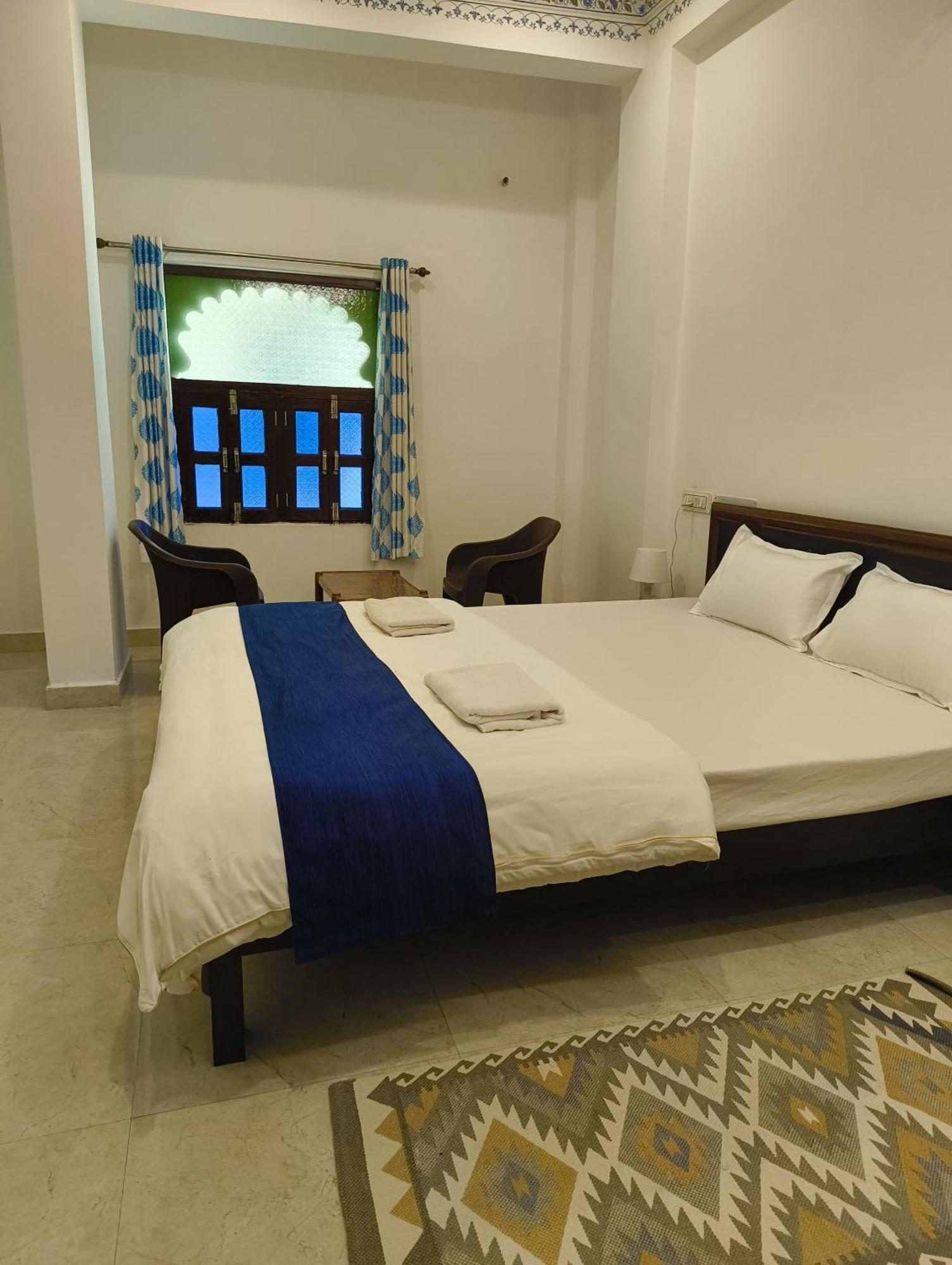 Rising Shemesh Home Stay Udaipur Exterior photo