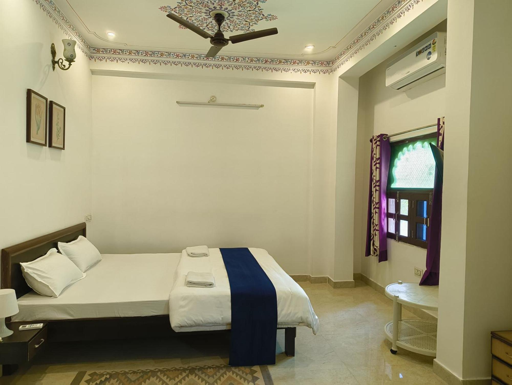 Rising Shemesh Home Stay Udaipur Exterior photo